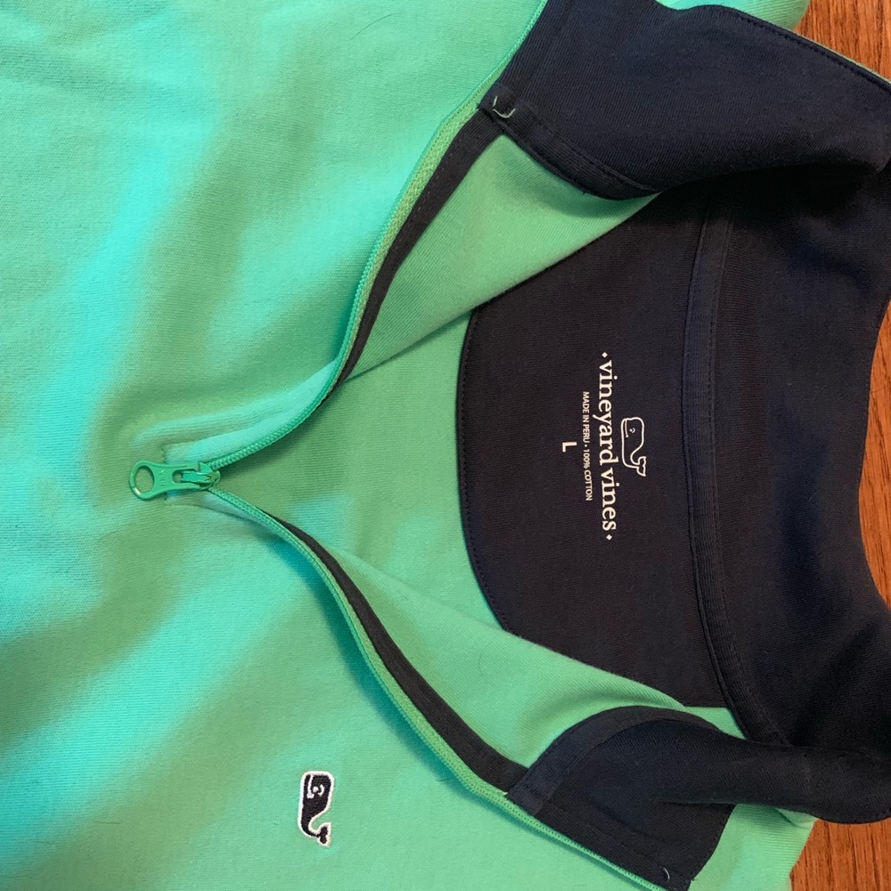 Men’s Vineyard Vines 1/4 Zip - Picture 2 of 2